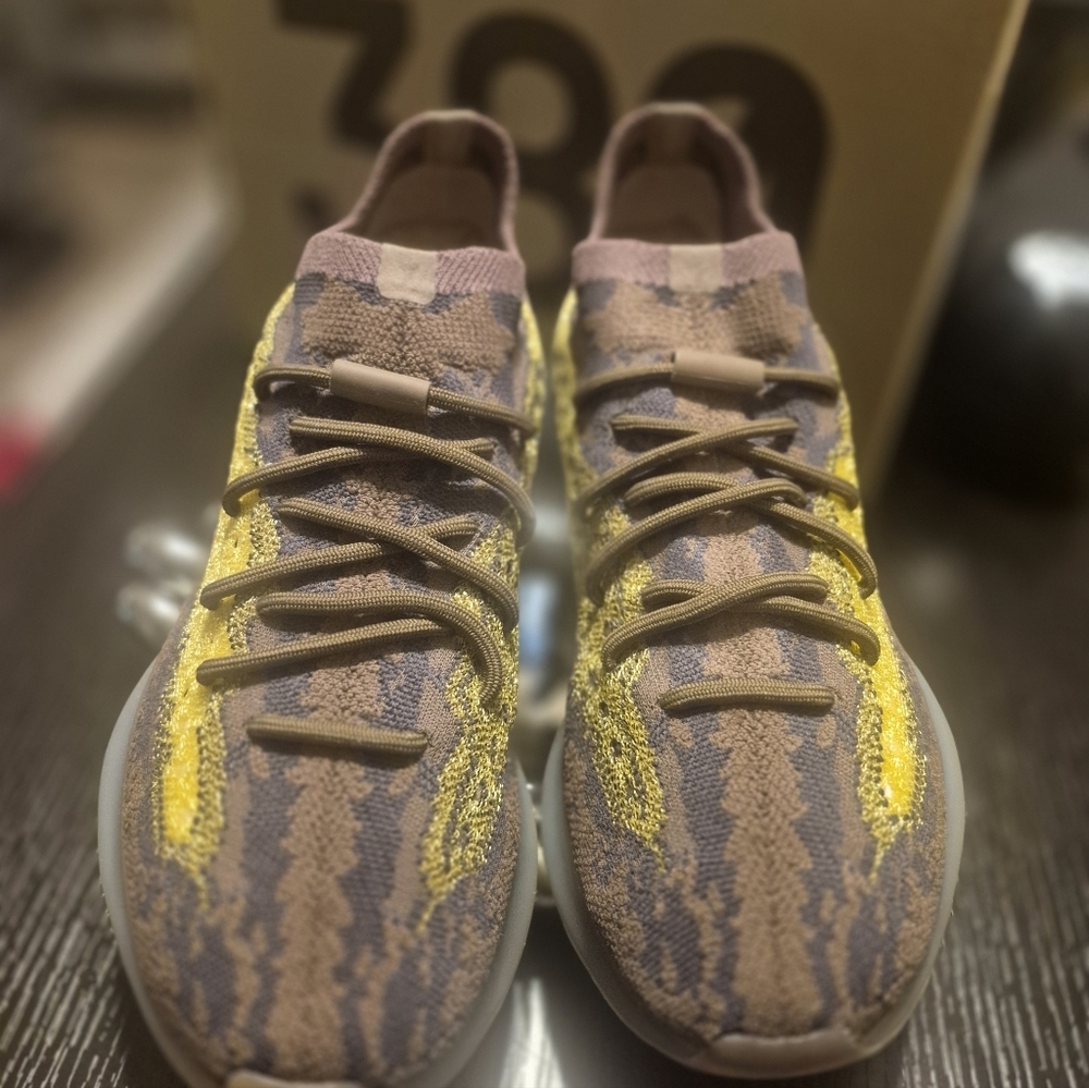 adidas Yeezy Boost 380 “LMNTE” - Picture 4 of 9